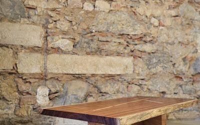 m06 COFFEE TABLE